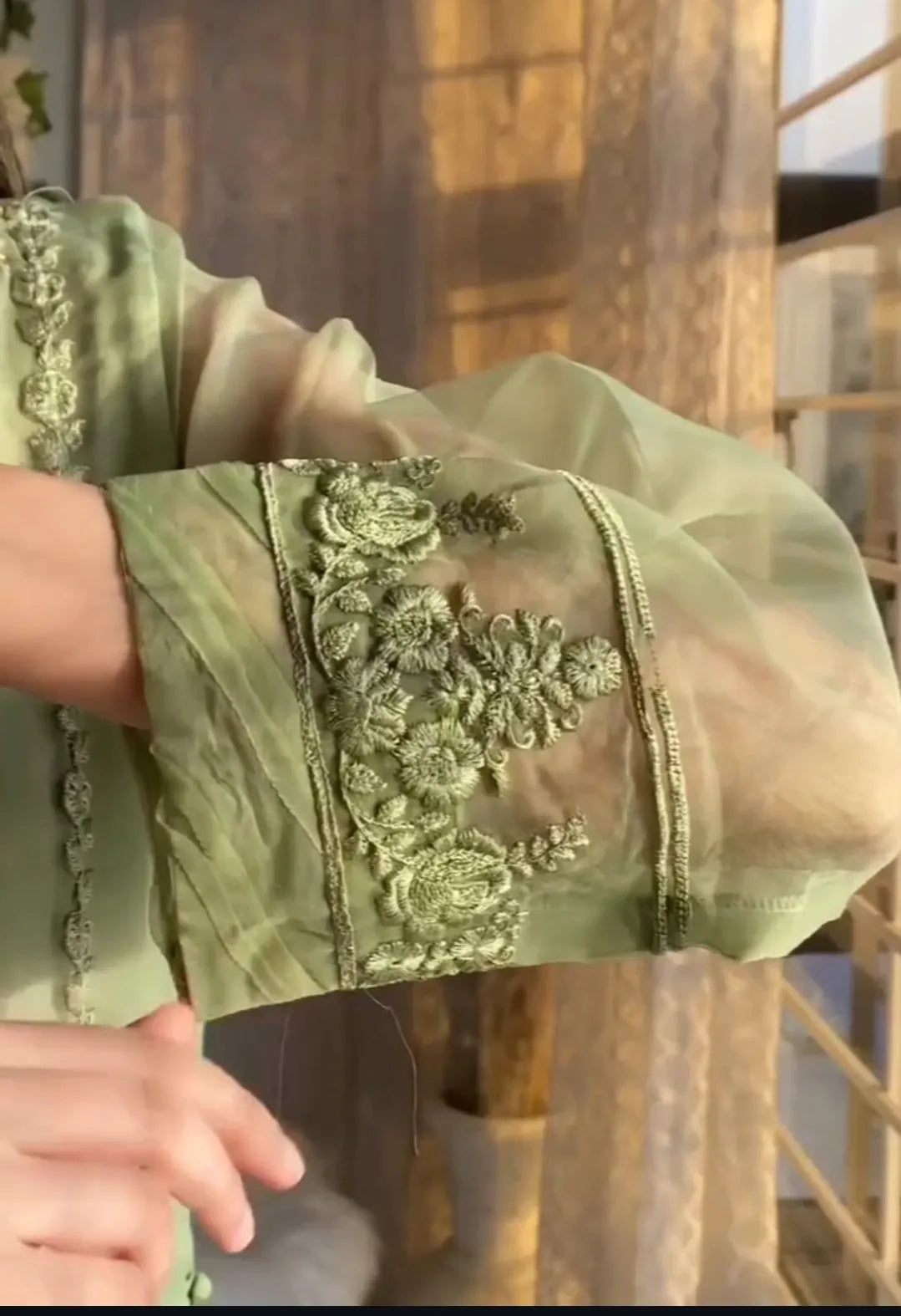 Luxury Green - ABGEEN